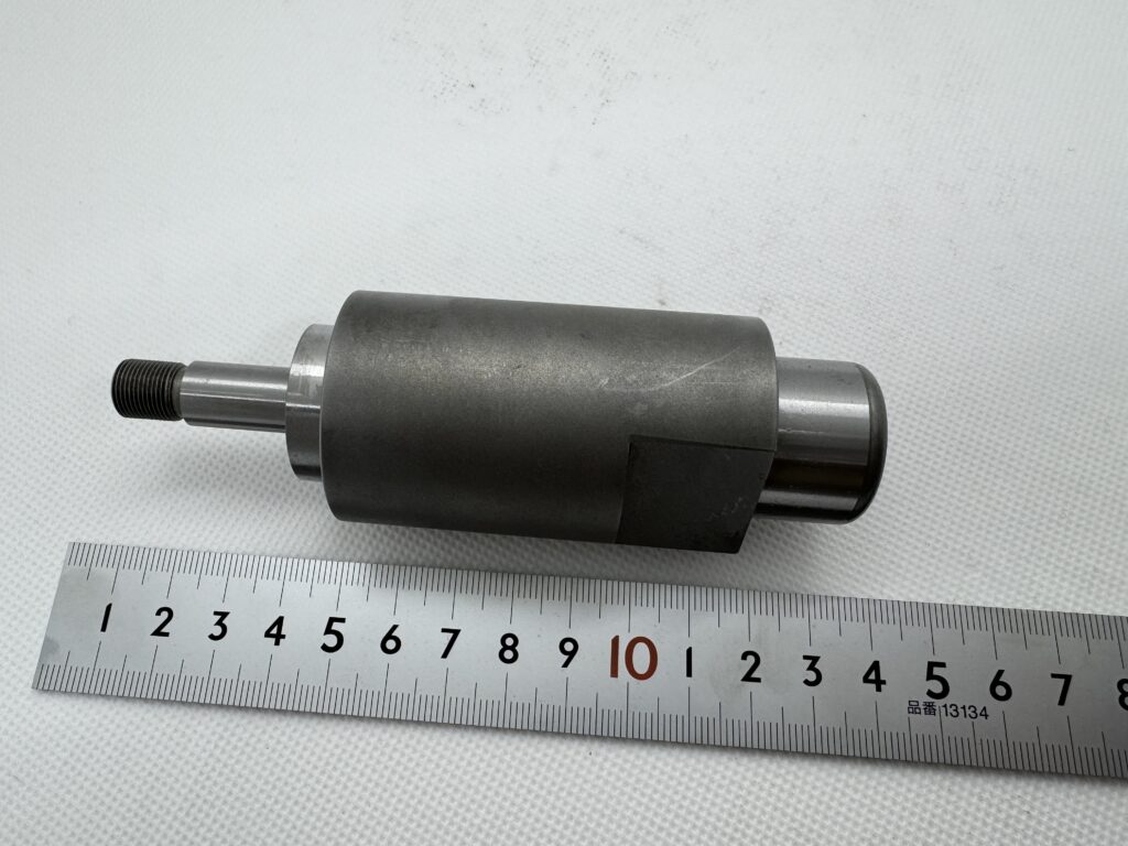 設備用シャフト