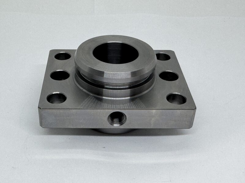 シリンダーカバー