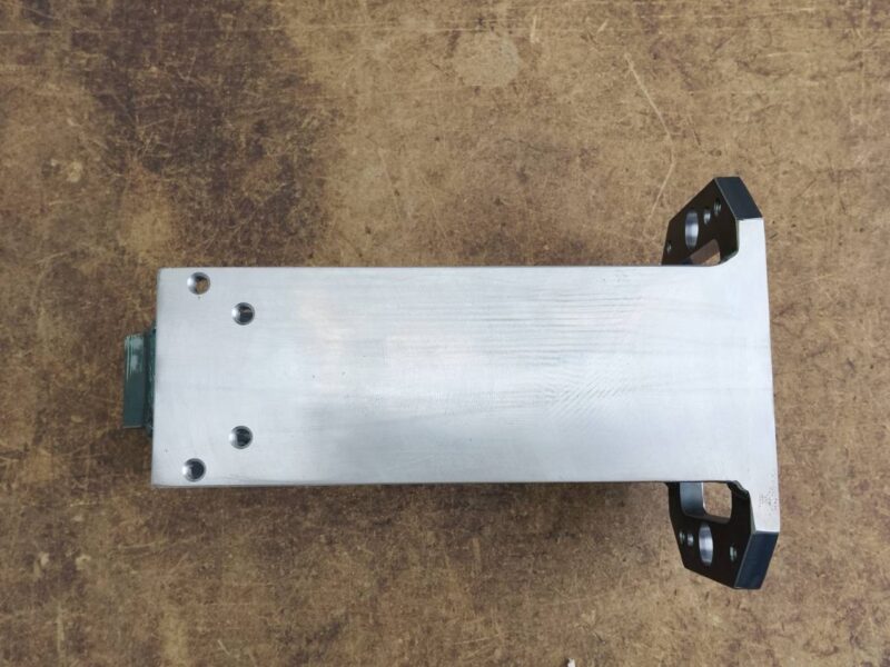 マルチジョイントブラケット