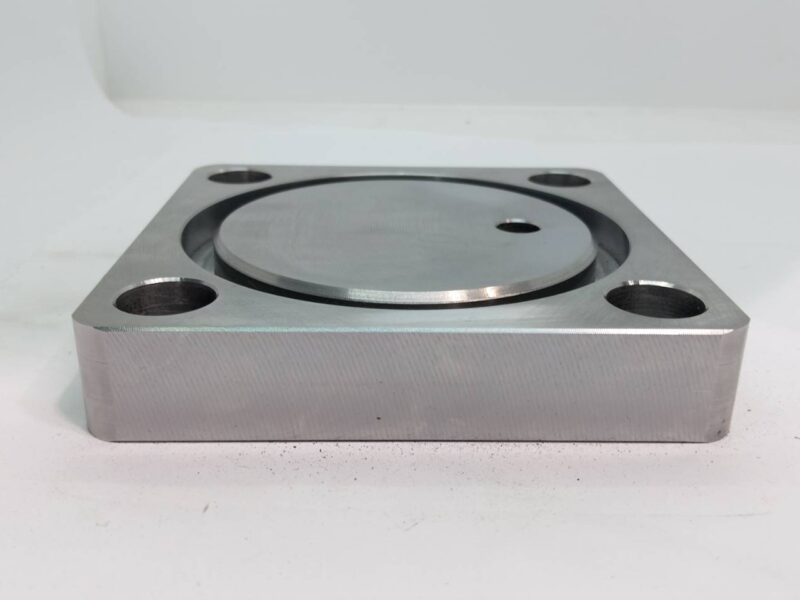 135mm角 ピストンカバー