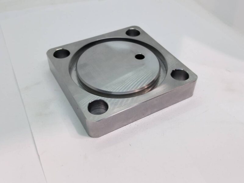 135mm角 ピストンカバー