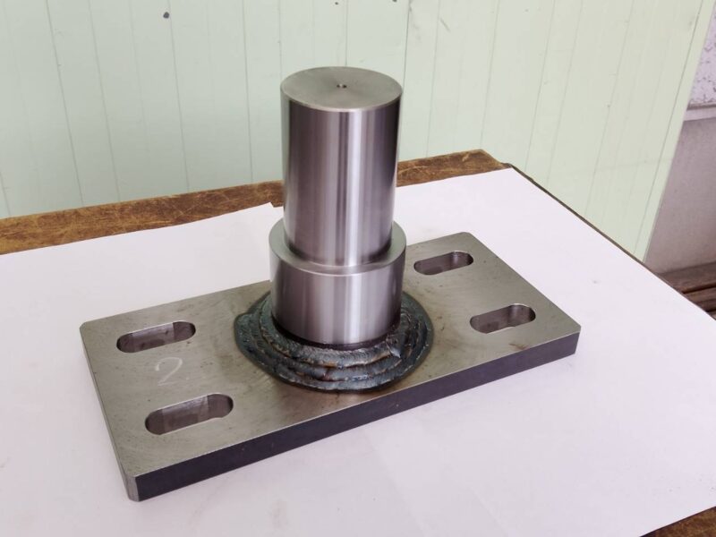 複合材仕様 軸ブラケット