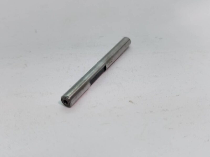 S45C製 Φ4h7ピン｜高周波焼入れ後の歪み取りと研磨で精度を確保